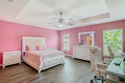 Casa en venta en Winter Haven, Florida, 4 dormitorios, 186.27 m2 № 1899132 - foto 13