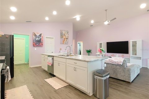 Casa en venta en Winter Haven, Florida, 4 dormitorios, 186.27 m2 № 1899132 - foto 3