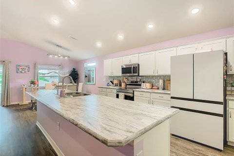 Casa en venta en Winter Haven, Florida, 4 dormitorios, 186.27 m2 № 1899132 - foto 2