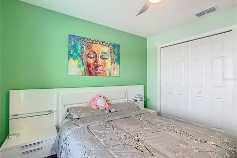 Casa en venta en Winter Haven, Florida, 4 dormitorios, 186.27 m2 № 1899132 - foto 20