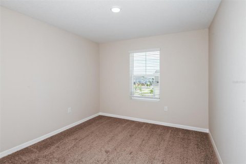 House in Haines City, Florida 4 bedrooms, 206.8 sq.m. № 1665656 - photo 17