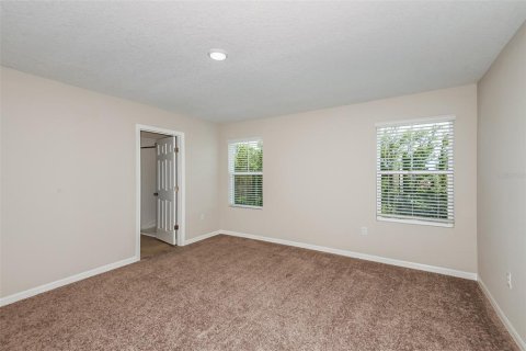 House in Haines City, Florida 4 bedrooms, 206.8 sq.m. № 1665656 - photo 10