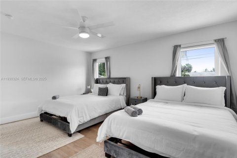 Casa en alquiler en Wilton Manors, Florida, 3 dormitorios, 163.69 m2 № 1989065 - foto 14
