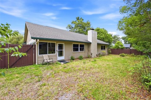 House in Ocala, Florida 3 bedrooms, 160.07 sq.m. № 2226614 - photo 28