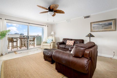 Condo in Vero Beach, Florida, 2 bedrooms  № 2181980 - photo 12