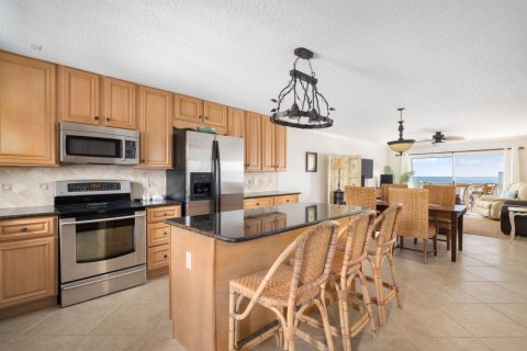 Condo in Vero Beach, Florida, 2 bedrooms № 2181980