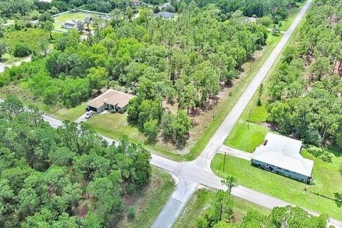 Land in Lehigh Acres, Florida № 2164336 - photo 11