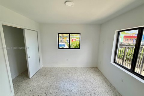 Copropriété à louer à Miami, Floride: 2 chambres, 74.32 m2 № 1941645 - photo 11