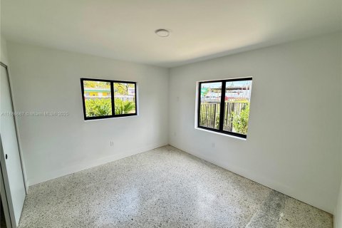 Copropriété à louer à Miami, Floride: 2 chambres, 74.32 m2 № 1941645 - photo 10