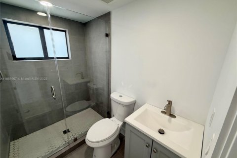 Copropriété à louer à Miami, Floride: 2 chambres, 74.32 m2 № 1941645 - photo 9