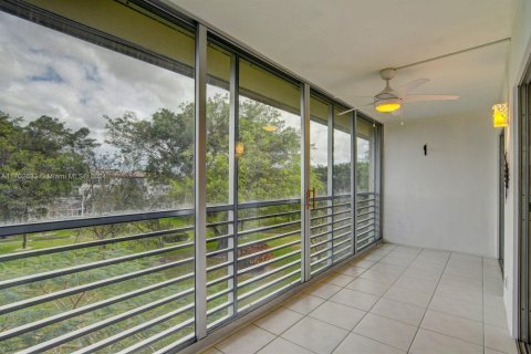 Condominio en venta en Coconut Creek, Florida, 2 dormitorios № 1874506 - foto 14