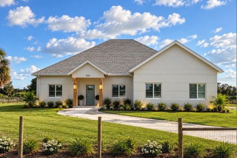 House in Okeechobee, Florida 4 bedrooms, 164.99 sq.m. № 2366819