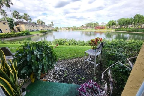 Copropriété à louer à Homestead, Floride: 3 chambres, 111.11 m2 № 1971876 - photo 18