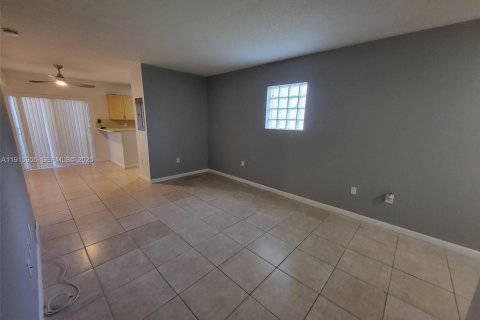 Copropriété à louer à Homestead, Floride: 3 chambres, 111.11 m2 № 1971876 - photo 22