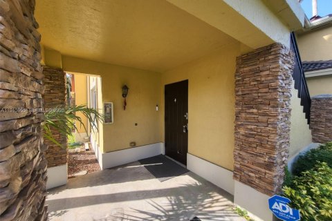 Copropriété à louer à Homestead, Floride: 3 chambres, 111.11 m2 № 1971876 - photo 24