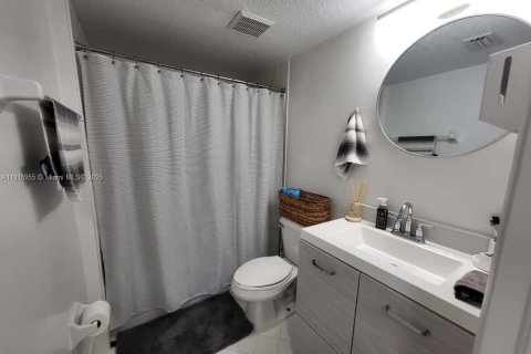 Copropriété à louer à Homestead, Floride: 3 chambres, 111.11 m2 № 1971876 - photo 13