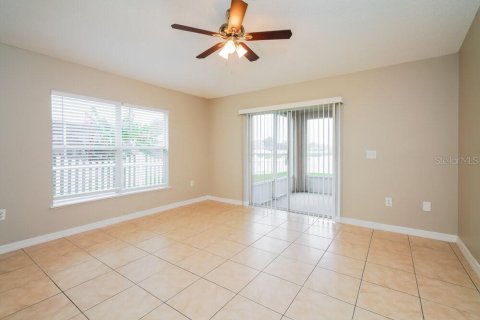 House in Kissimmee, Florida 4 bedrooms, 172.33 sq.m. № 2220224 - photo 8