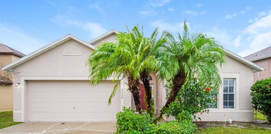 House in Kissimmee, Florida 4 bedrooms, 172.33 sq.m. № 2220224