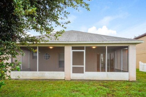 House in Kissimmee, Florida 4 bedrooms, 172.33 sq.m. № 2220224 - photo 15