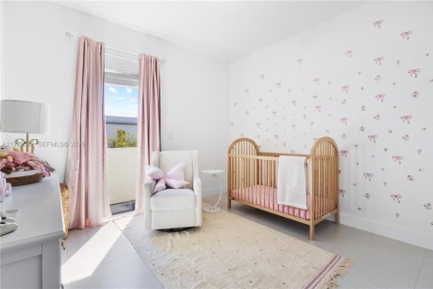 Touwnhouse à vendre à Miami, Floride: 3 chambres, 164.99 m2 № 1976782 - photo 20