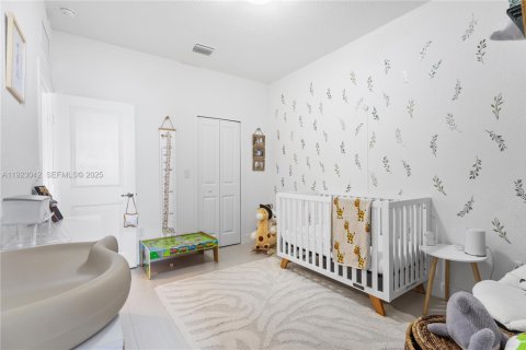 Touwnhouse à vendre à Miami, Floride: 3 chambres, 164.99 m2 № 1976782 - photo 22