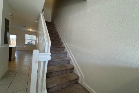 Casa en alquiler en Miami, Florida, 3 dormitorios, 143.53 m2 № 2055437 - foto 12