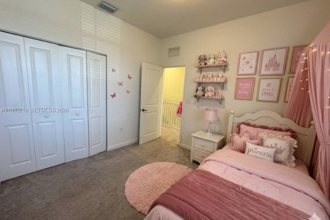 Casa en alquiler en Miami, Florida, 3 dormitorios, 143.53 m2 № 2055437 - foto 16