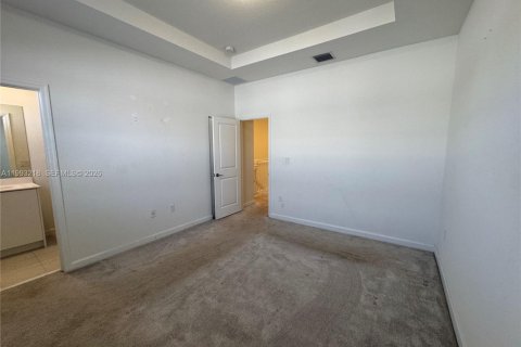 Casa en alquiler en Miami, Florida, 3 dormitorios, 143.53 m2 № 2055437 - foto 24