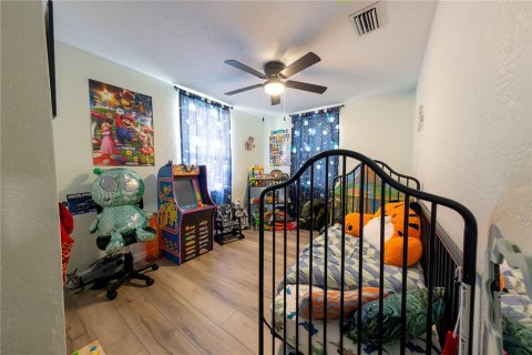 House in Edgewater, Florida 4 bedrooms, 111.48 sq.m. № 1853904 - photo 12