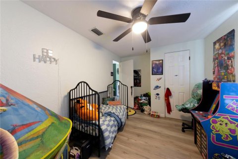 House in Edgewater, Florida 4 bedrooms, 111.48 sq.m. № 1853904 - photo 13