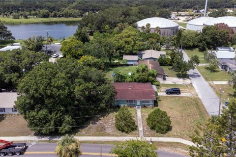 House in Edgewater, Florida 4 bedrooms, 111.48 sq.m. № 1853904 - photo 26