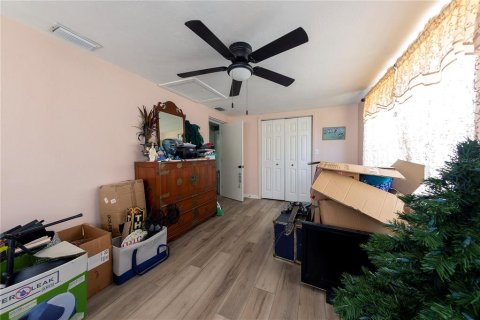 House in Edgewater, Florida 4 bedrooms, 111.48 sq.m. № 1853904 - photo 16