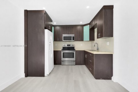 Casa en venta en Homestead, Florida, 4 dormitorios № 2026007 - foto 7