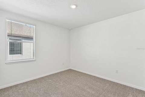 House in Palm Coast, Florida 4 bedrooms, 258.92 sq.m. № 2393849 - photo 12