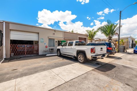 Immobilier commercial à Deerfield Beach, Floride № 2083394