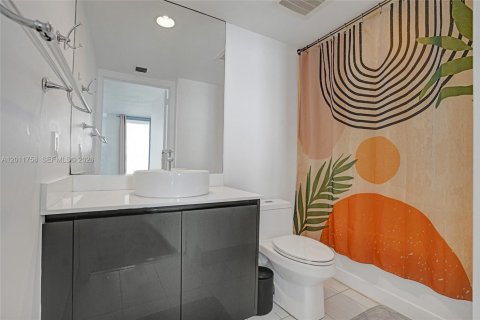 Condo in Miami, Florida  № 2075401 - photo 13