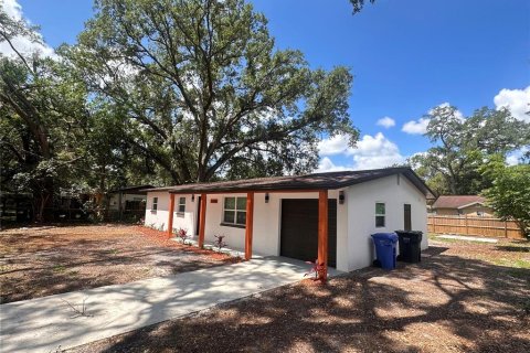 House in Lutz, Florida 3 bedrooms, 112.78 sq.m. № 2232512 - photo 6
