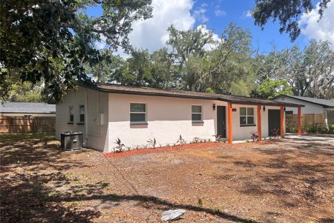 House in Lutz, Florida 3 bedrooms, 112.78 sq.m. № 2232512 - photo 4