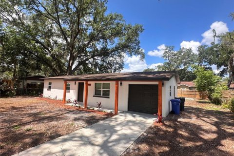 House in Lutz, Florida 3 bedrooms, 112.78 sq.m. № 2232512 - photo 5