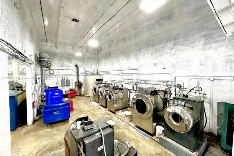 Immobilier commercial à vendre à Opa-locka, Floride № 1960627 - photo 5