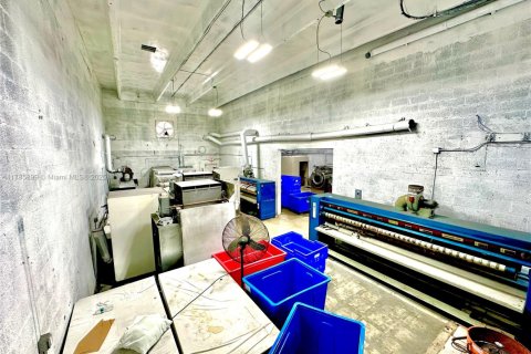 Immobilier commercial à vendre à Opa-locka, Floride № 1960627 - photo 7