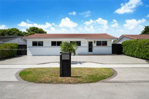 Casa en venta en Sweetwater, Florida, 4 dormitorios, 157.47 m2 № 1857472 - foto 25