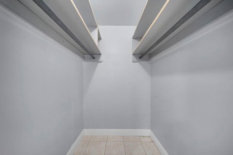 Touwnhouse à louer à Miami Gardens, Floride: 3 chambres, 117.06 m2 № 2242865 - photo 14