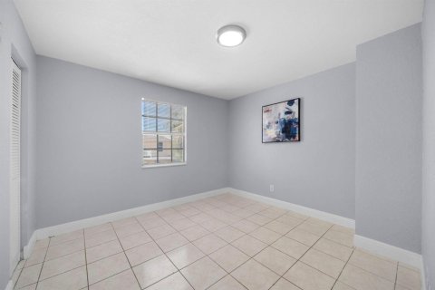 Touwnhouse à louer à Miami Gardens, Floride: 3 chambres, 117.06 m2 № 2242865 - photo 11
