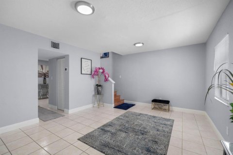 Touwnhouse à louer à Miami Gardens, Floride: 3 chambres, 117.06 m2 № 2242865 - photo 22