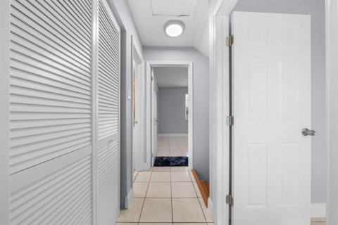 Touwnhouse à louer à Miami Gardens, Floride: 3 chambres, 117.06 m2 № 2242865 - photo 16