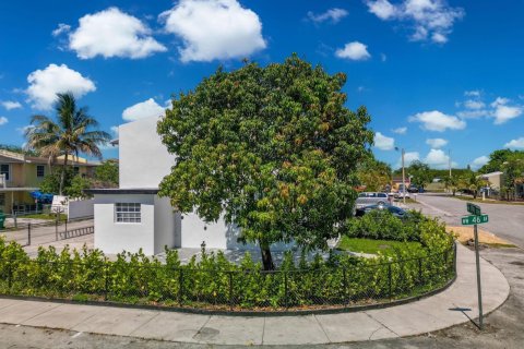 Touwnhouse à louer à Miami Gardens, Floride: 3 chambres, 117.06 m2 № 2242865 - photo 3