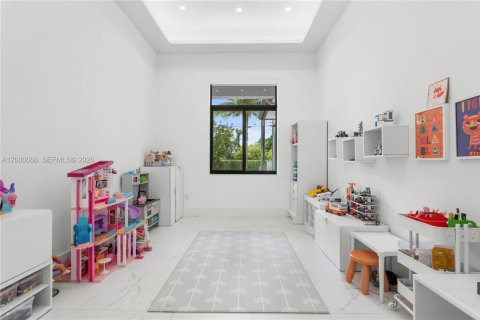 Casa en venta en Miami, Florida, 5 dormitorios, 373.19 m2 № 2065068 - foto 26