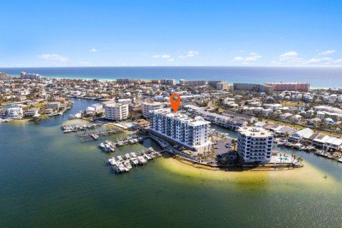 Copropriété à vendre à Destin, Floride: 3 chambres, 219.64 m2 № 559752 - photo 1