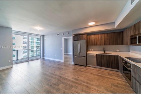 Купить кондоминиум в Майами, Флорида 1 комната, 70.51м2, № 2050065 - фото 5